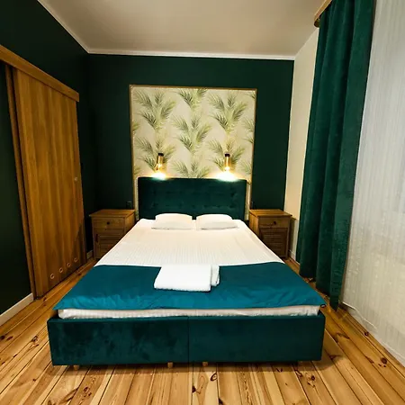 Aparthotel Elegant *