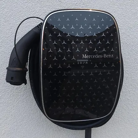 Elegant Aparthotel 4*