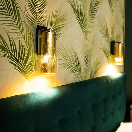 アパートホテル Elegant ポズナン