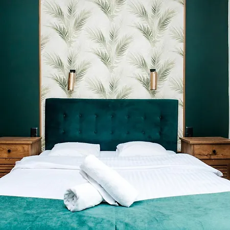 Elegant ポズナン