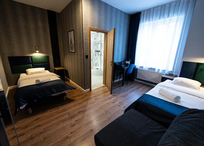 Elegant 4* Познань